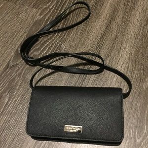 Henri Bendel West 57th XL smartphone crossbody